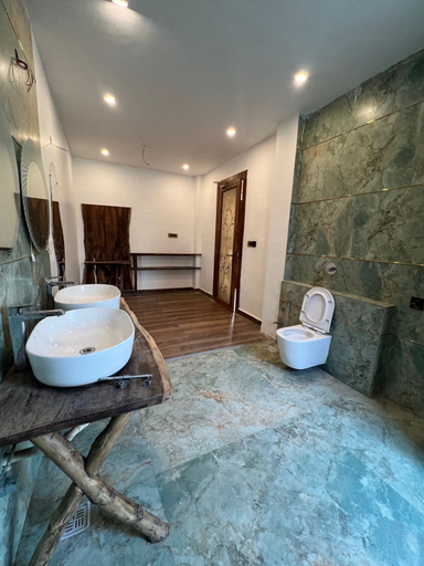 Bathroom 3, Baagh In The Wild Resort & Spa, Chhatarpur