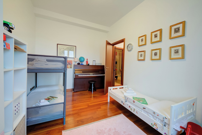 Bedroom 3, Casa Michelangelo Lake Garda Terrace Apt Sleeps 6 + AC, Brescia