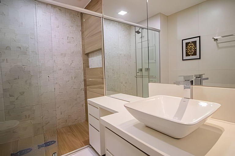 Bathroom 4, OZPED Flats Particulares Nobile Suítes, Brasília