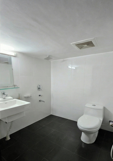 Bathroom 3, Hotel Fountain BD, Dhaka