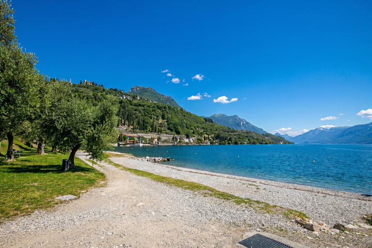 Others 4, Borgo Degli Ulivi shared pool- 200m lake, Brescia