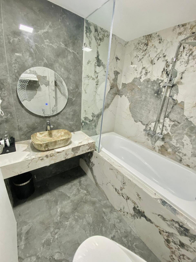 Bathroom 3, Bao Ngoc Hotel Phap Van, Hoàng Mai