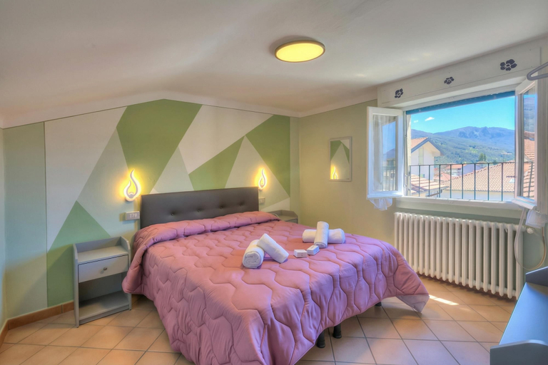 Bedroom 4, Petit Bijou De Stresa 2 Steps From Lake, Verbano-Cusio-Ossola