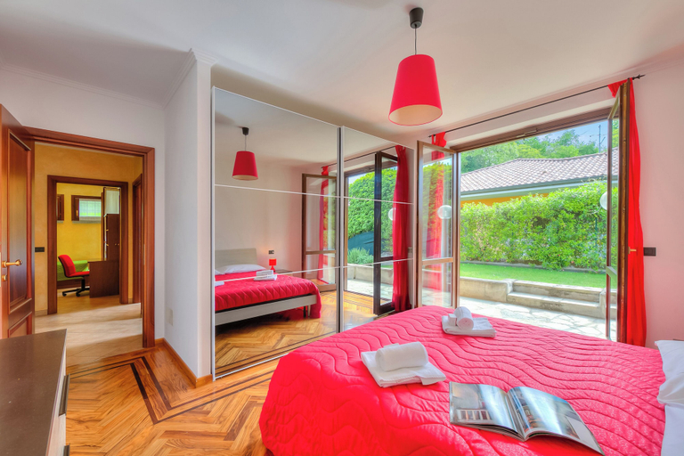 Room 5, Il Sole Di Mirasole Garden House in Leggiuno, Varese
