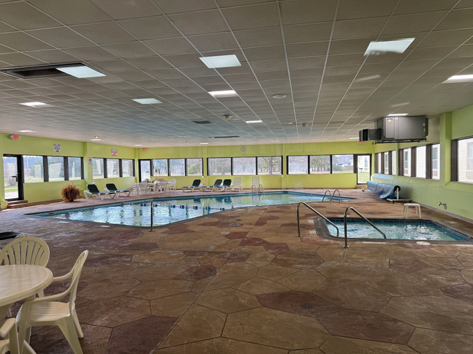 Pool, Escanaba Stay inn & suites, Delta