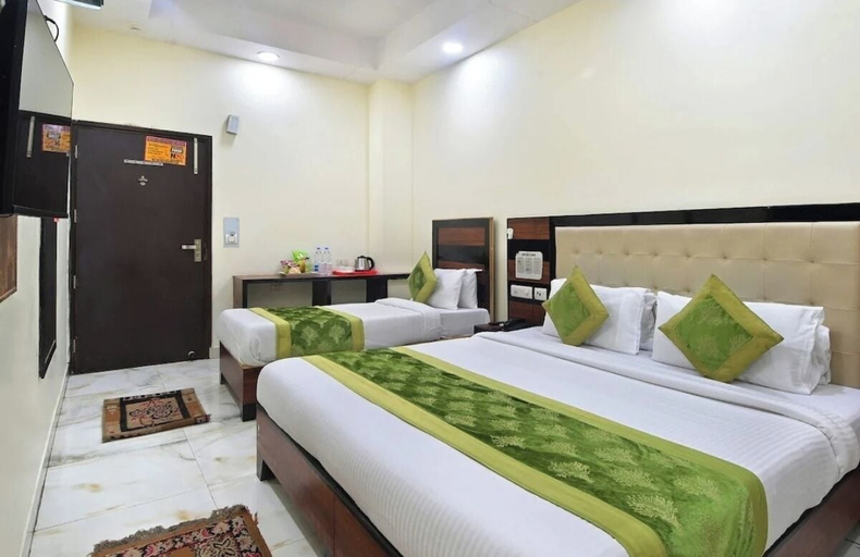 Room 2, Hotel Excelente-New Delhi Railway & CP, Delhi
