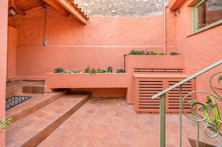 Room 2, Casa Di Nonno-jacuzzi Mountain View Stay in Lesvos, North Aegean