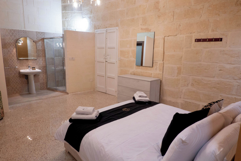 Bedroom 4, Surwig Gozitan Villa & Pool