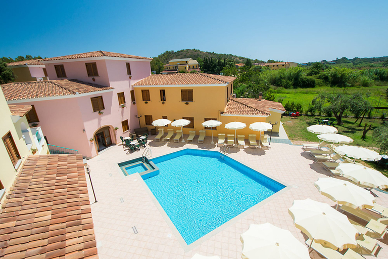 Pool 5, Residence Cala Viola, Nuoro