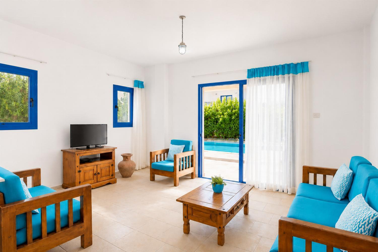 Facilities 4, Villa Apollonas