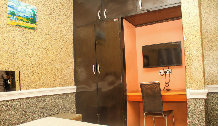 Room 3, Double One Suites, Ikeja