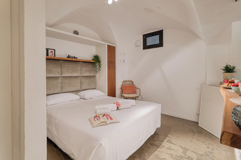Room 2, Boutique Apartment I Cavalieri, Imperia