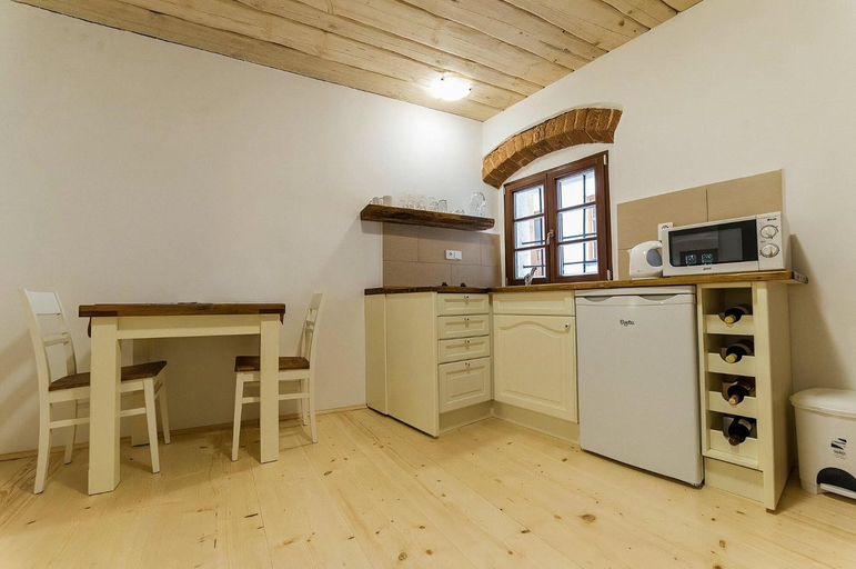 Others 3, Penzion u Frantiska, Jindřichův Hradec
