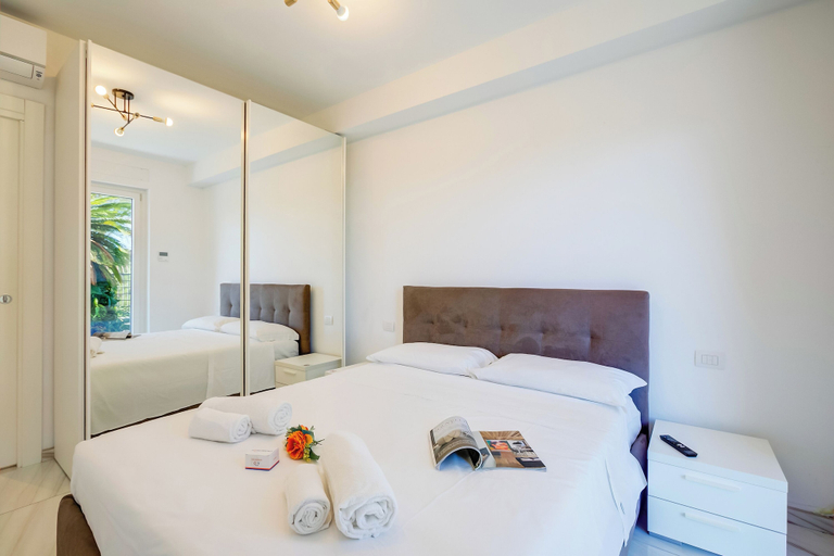 Room 3, Beachy Vibes- 900m From the Beach, Savona