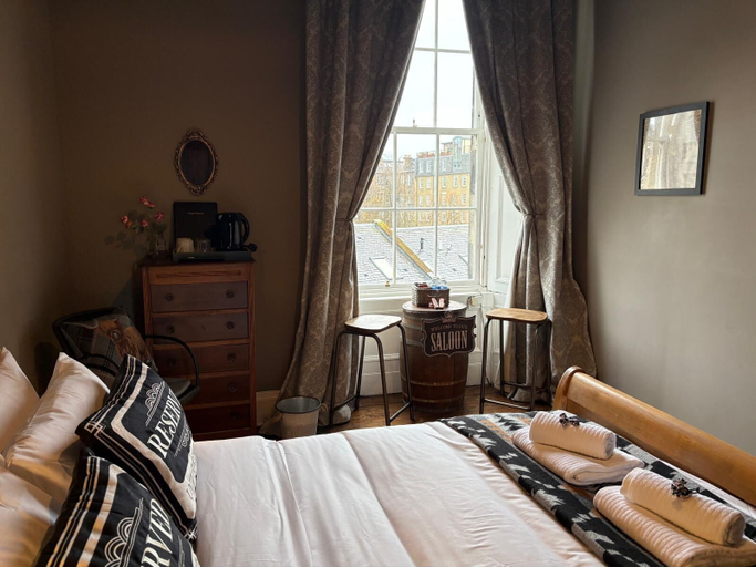 Room 4, Regal Rooms, Edinburgh