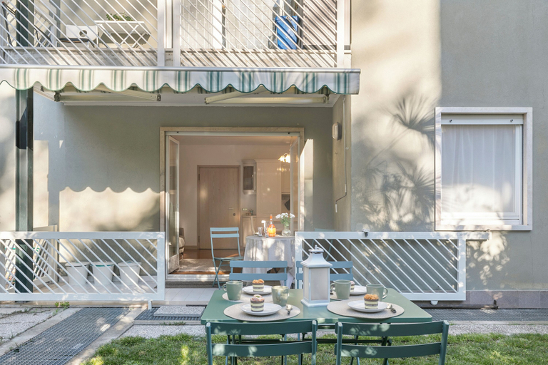 Outdoor dining 4, Riva's Garden Home, Trento
