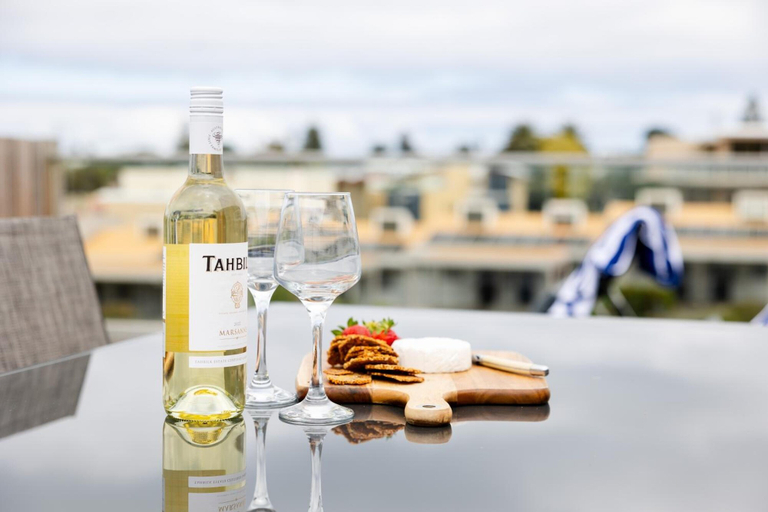 Food & Drinks 5, The Apollo Apartments, Colac-Otway - South
