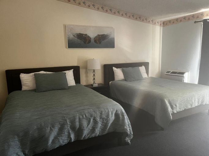 Bedroom 3, Ponderosa Gardens Motel, Butte