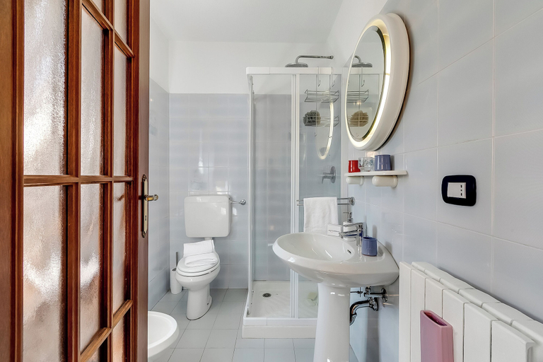 Bathroom 4, La Casa Di Dada With Terrace and Garden, Torino
