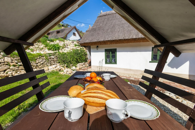Outdoor dining 5, Klementina's Guest House, Hévíz/Keszthely