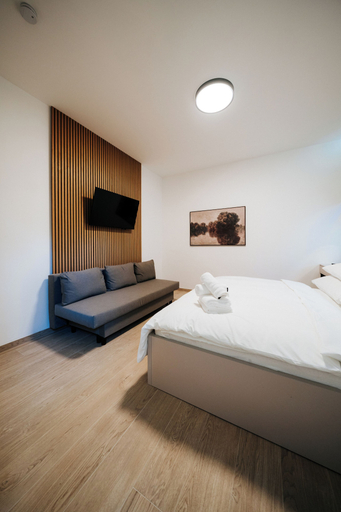 Room 2, Veluna Salzburg One, Salzburg