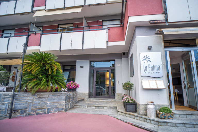 Exterior & Views 2, Residence La Palma, Savona