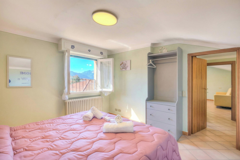 Bedroom 3, Petit Bijou De Stresa 2 Steps From Lake, Verbano-Cusio-Ossola
