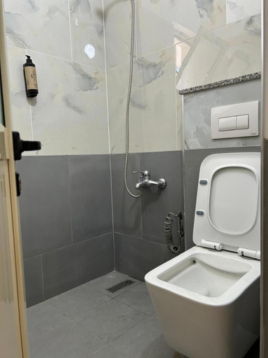 Bathroom 2, Vila Agolli, Vlorës