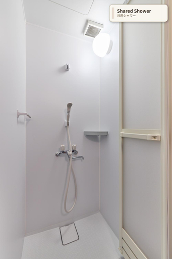 Bathroom 2, Japanese Modern Inn Kamakura Rakuan Hanare---3min walk from Hase Station, Kamakura