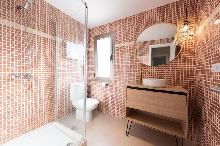 Bathroom 3, Ereza White Homes, Las Palmas
