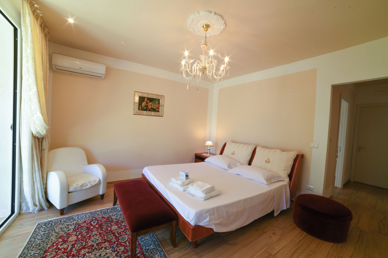 Room 5, Villa Nina - Luxury Villa With Pool in Salento, Lecce