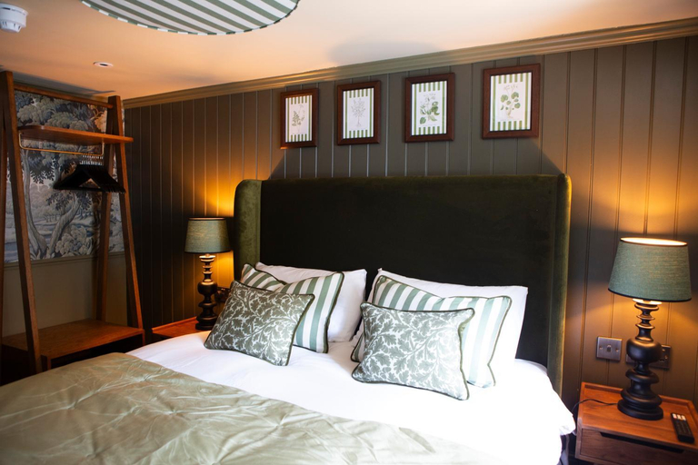 Bedroom 2, The Unicorn, Ambleside, Cumbria