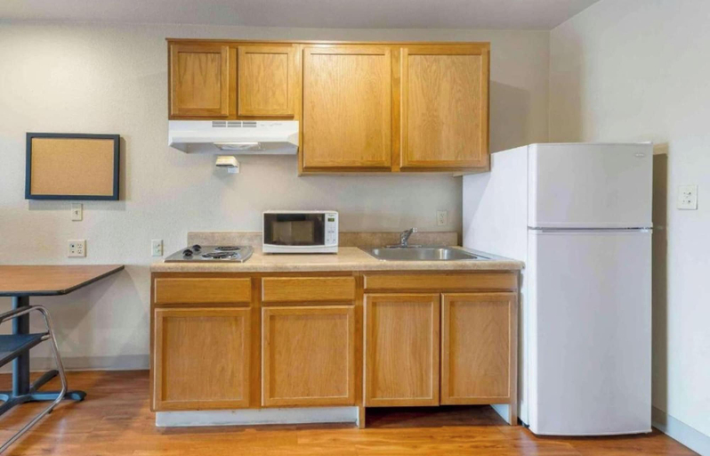 Others 5, Studio 6 Extended Stay Oklahoma City Norman OK, Cleveland