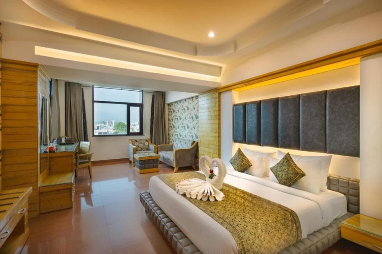 Bedroom 3, Hotel Saffron Leaf, Dehradun