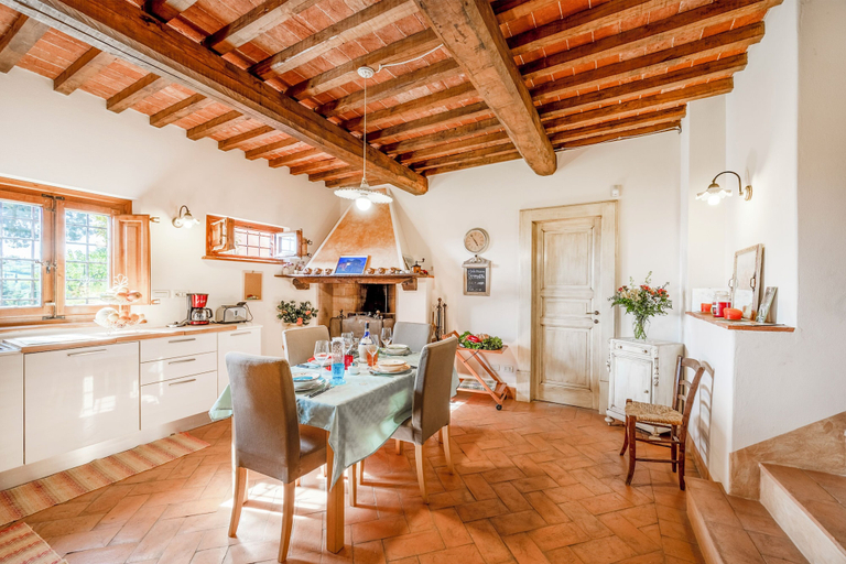 Dining 2, Casa Paradiso With Panorama and Private Pool, Lucca