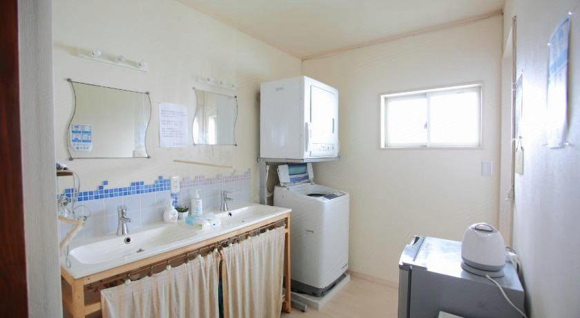Bathroom, Tanegashima Minshuku Hapisuma, Minamitane