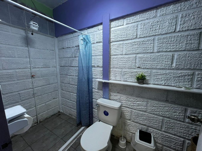Bathroom 2, Habitaciones Kolibri, Aguirre