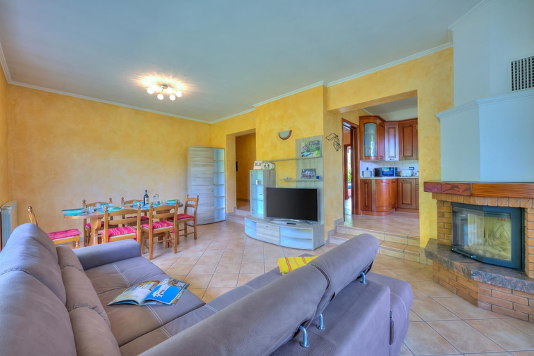 Living area 2, Il Sole Di Mirasole Garden House in Leggiuno, Varese
