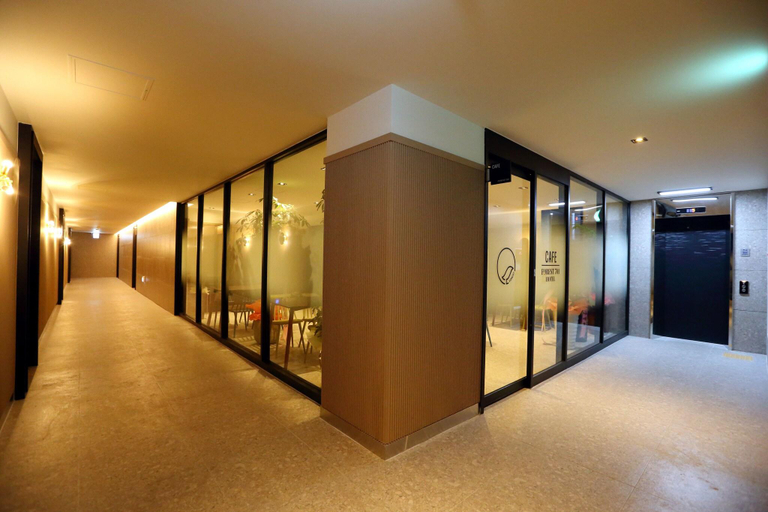 Public Area 3, Forest 701 Hotel, Buk