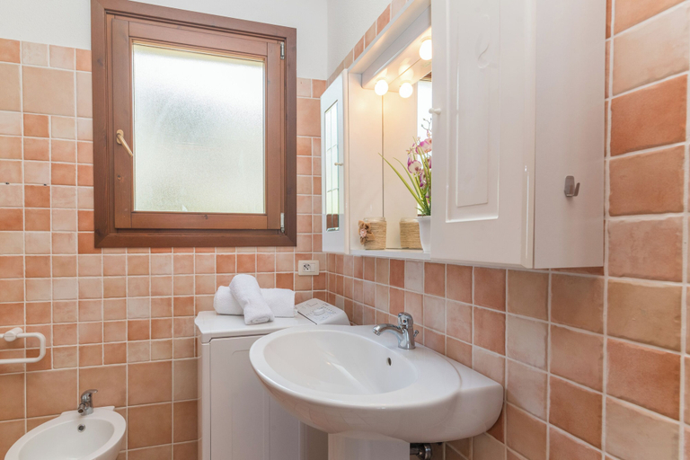 Bathroom, Nicole House With Stunning View And Pool, Olbia-Tempio