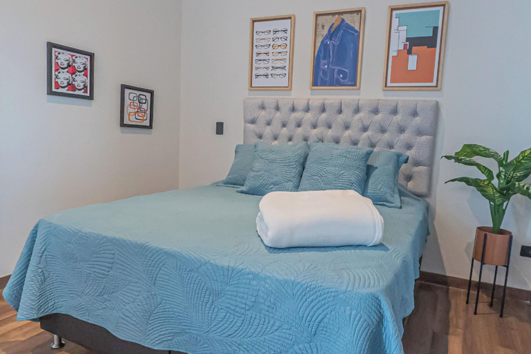 Bedroom 2, Royal Living Poblado, Medellín