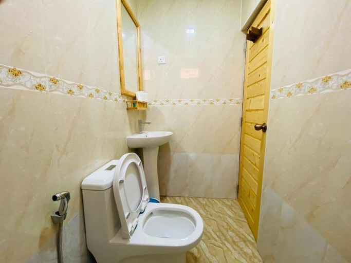 Bathroom 3, Mariana Maldives, Kaafu Atoll