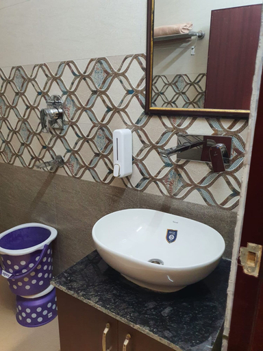 Bathroom 5, Deep Hotel and Restaurant Panipat, Panipat
