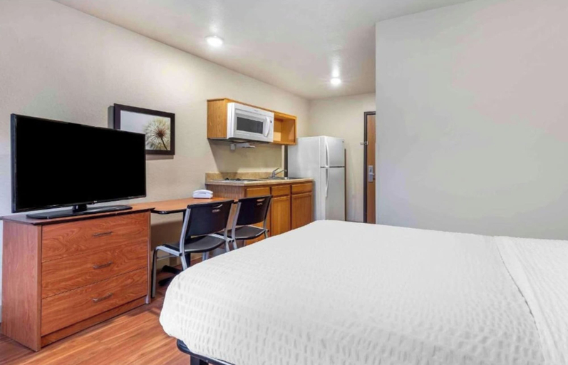 Bedroom 3, Studio 6 Extended Stay Shreveport Airport LA, Caddo