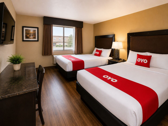 Bedroom 3, Carl's Motel, Kern