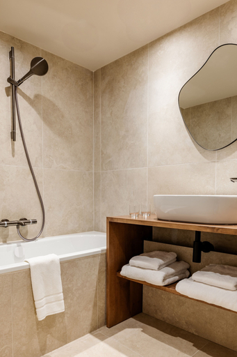 Bathroom 4, Michel Chabran, Drôme