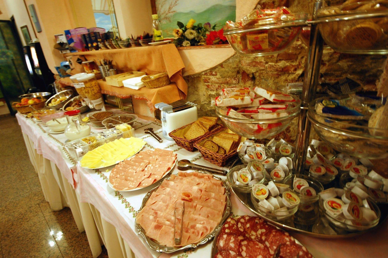 Food & Drinks 5, Hotel Leonardo, Pisa