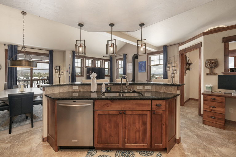Interior 4, Cozens Pointe B-301 3 Bedroom Condo by RedAwning, Grand