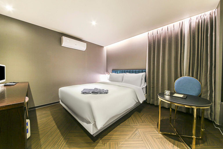 Bedroom 4, Busan Yeonsan-dong Hotel Smith, Yeonje