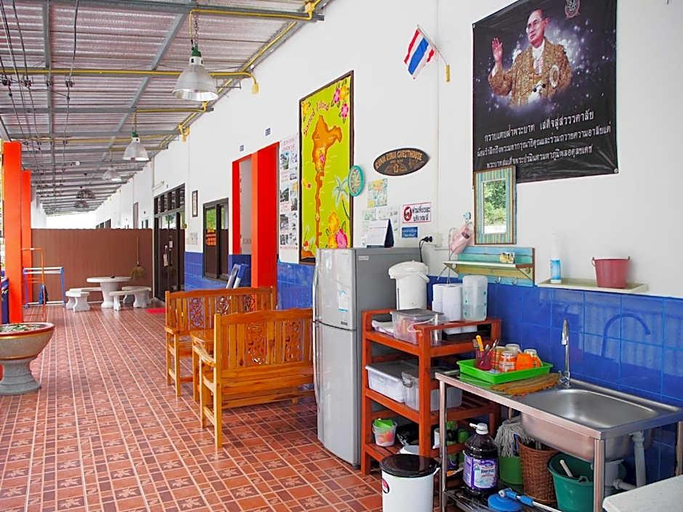 Food & Drinks 5, Runa Runa The Best Guesthouse, Muang Rayong